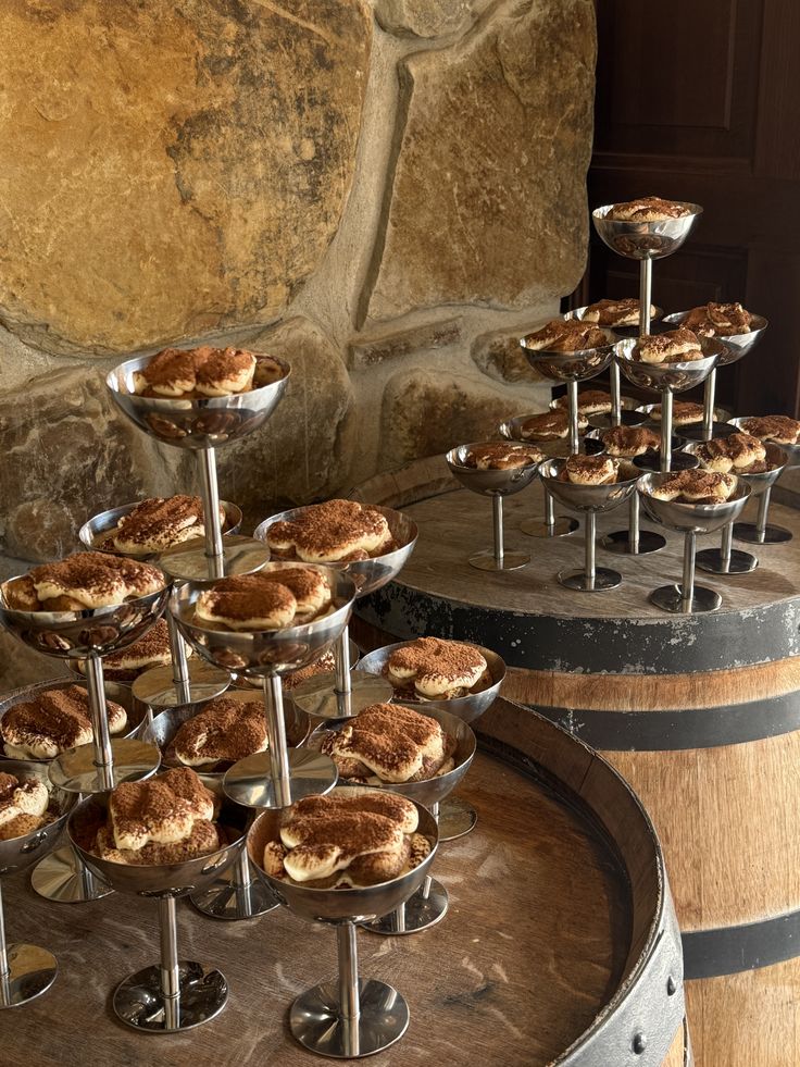 2026 Wedding Trends Alternative Towers - Tiramisu